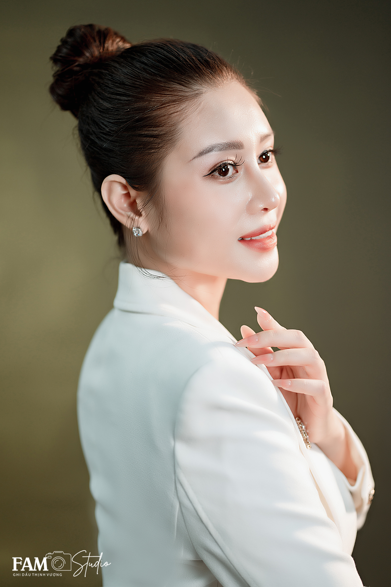 Ảnh doanh nhân / beauty / bầu / cặp đôi cơ bản